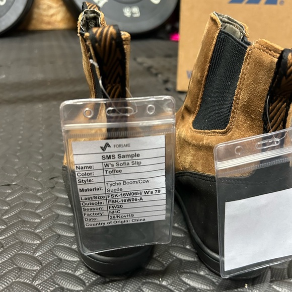 Forsake Sophia slip waterproof winter boots - NWOT - Picture 8 of 9